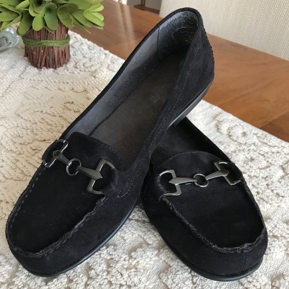 aerosoles black loafers